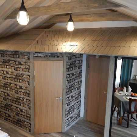 Pie Veca Kaleja Hotel Даугавпилс Екстериор снимка