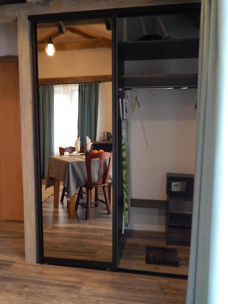 Pie Veca Kaleja Hotel Даугавпилс Екстериор снимка